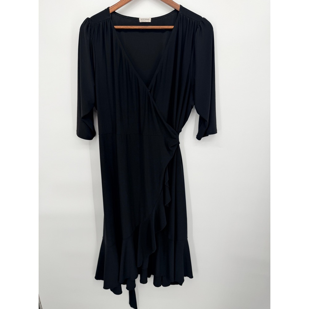 Kiyonna Faux Wrap Dress Women 2X Black Excellent Ruffle Hem V-Neck 3/4 Sleeve